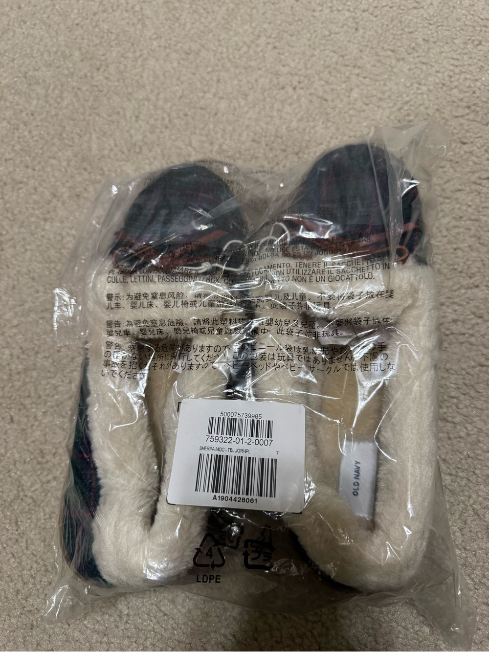 Old Navy women’s  Plaid Slipper Socks with Faux Fur Lining - Navy Plaid